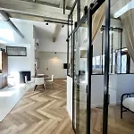 Apartment I Loft , Climatise Et Garage Privee