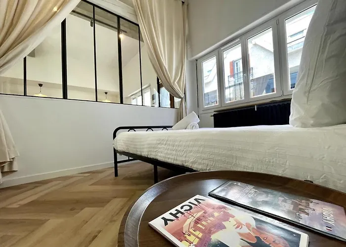 I Loft , Climatise Et Garage Privee Апартаменты